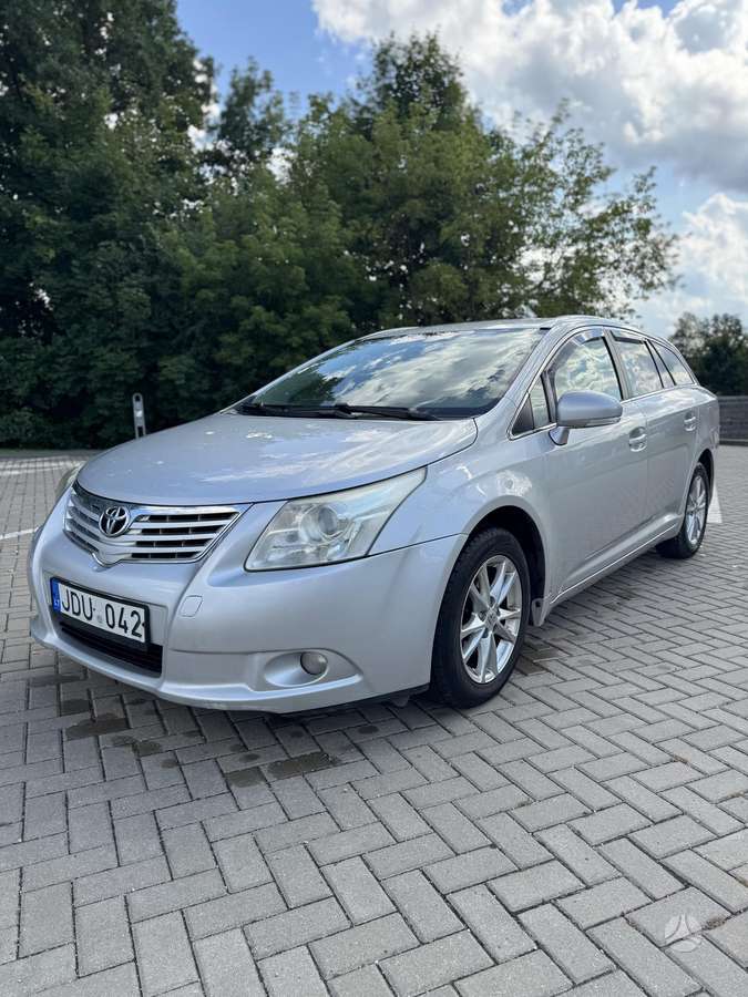 Toyota Avensis, 2.0 l., Универсал