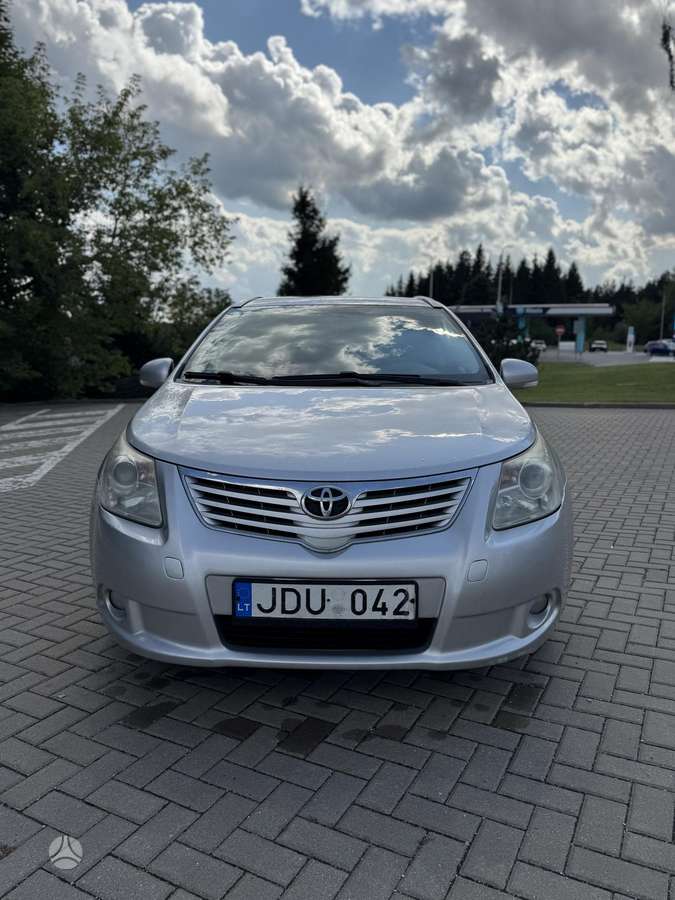 Toyota Avensis, 2.0 l., Универсал