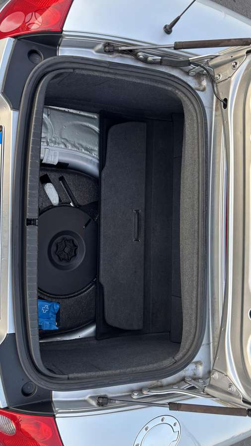 Audi TT, 1.8 l., convertible