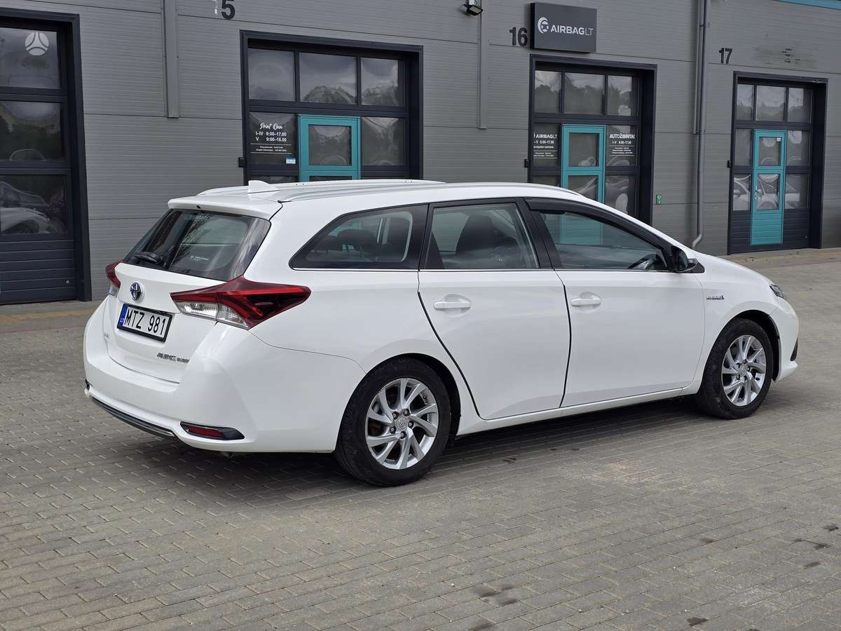 Toyota Auris - 3