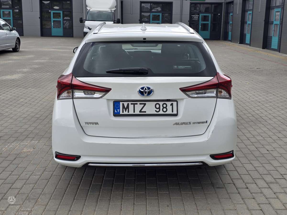 Toyota Auris - 4