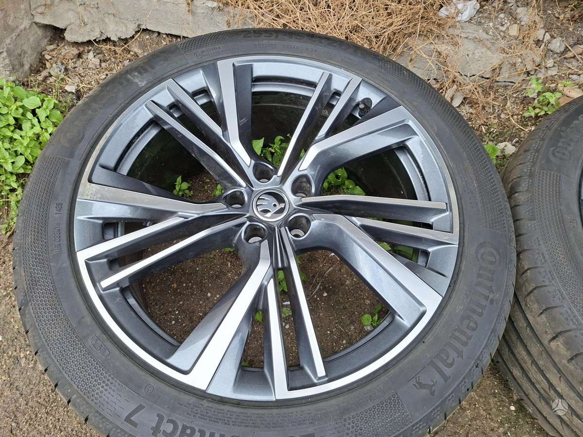 Skoda Enyaq, light alloy, R20