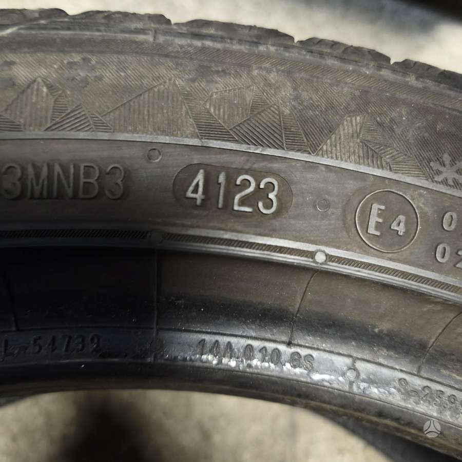 Semperit Speed grip 5, winter 225/45 R17