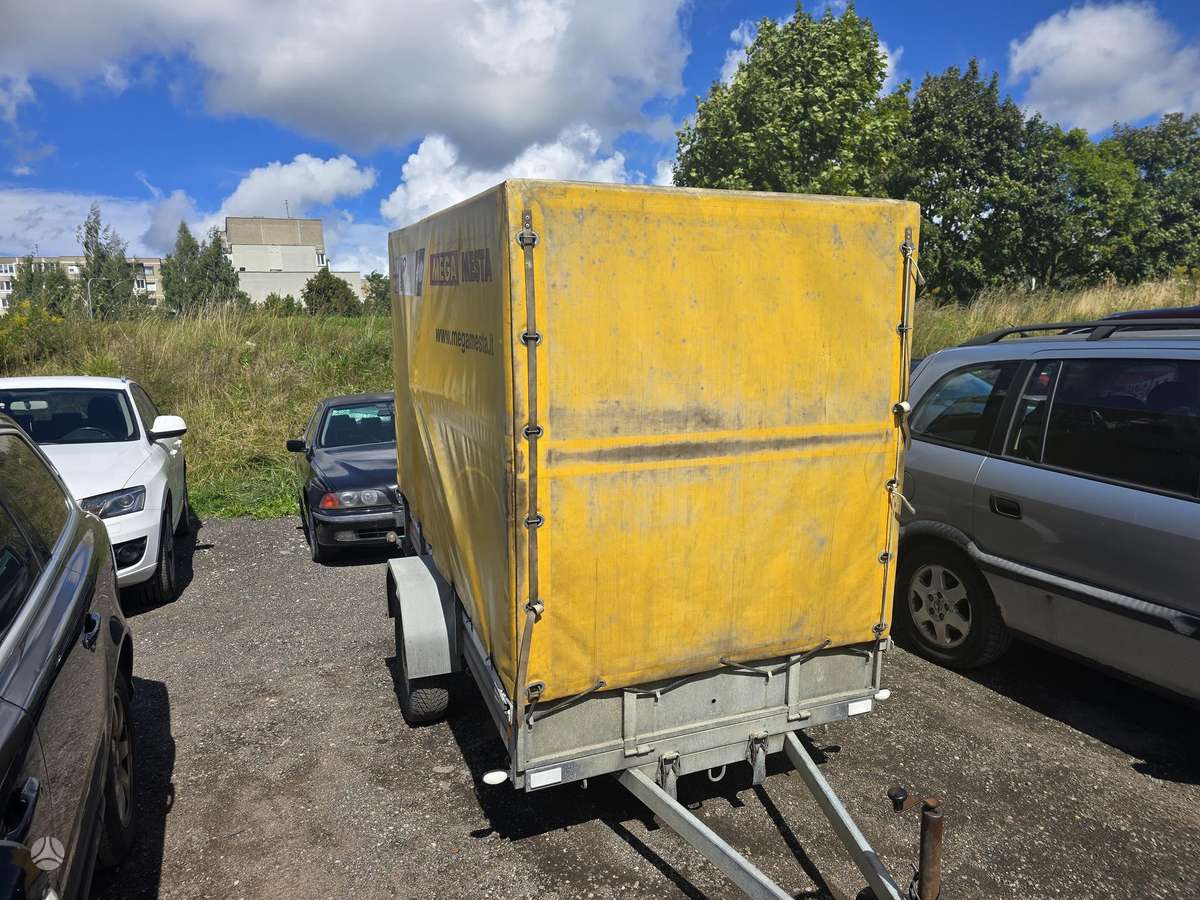 Tiki Treiler C-250LP, passenger car trailers