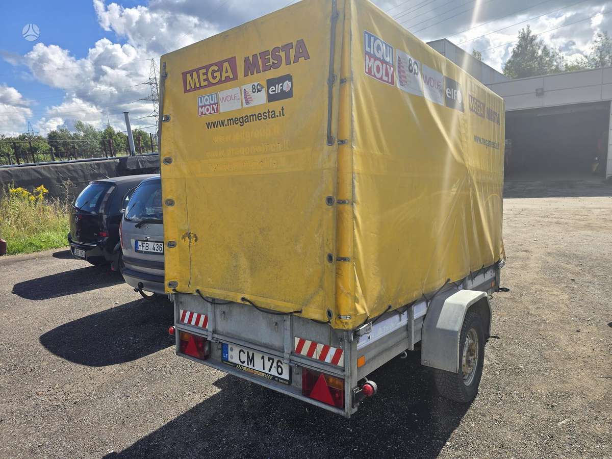 Tiki Treiler C-250LP, passenger car trailers