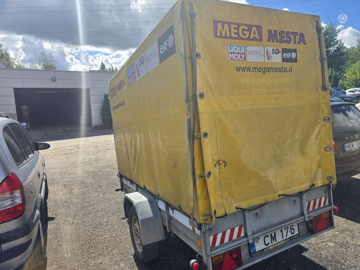 Tiki Treiler C-250LP, passenger car trailers