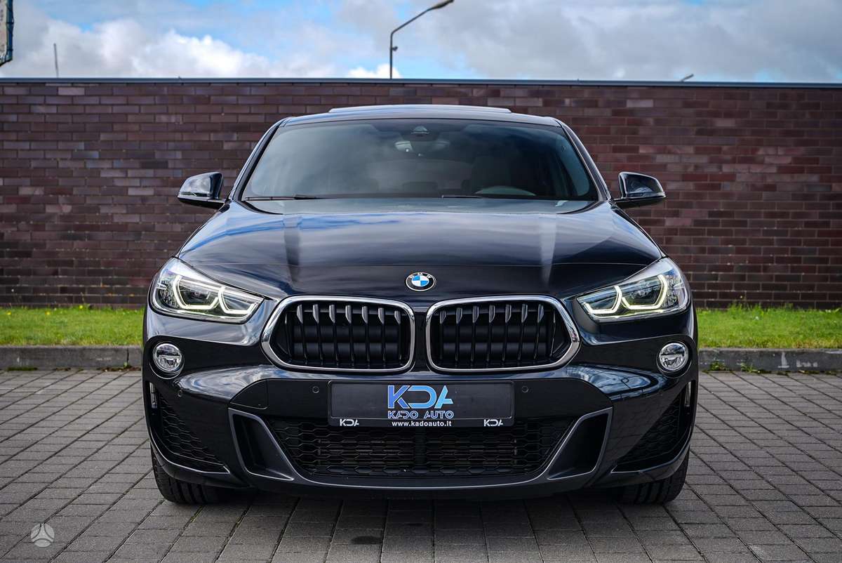 BMW X2, 2.0 l., off-road / crossover