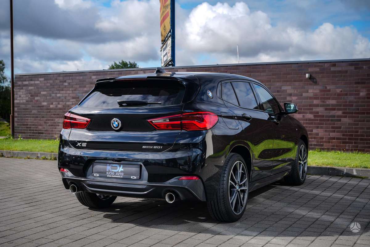BMW X2, 2.0 l., off-road / crossover