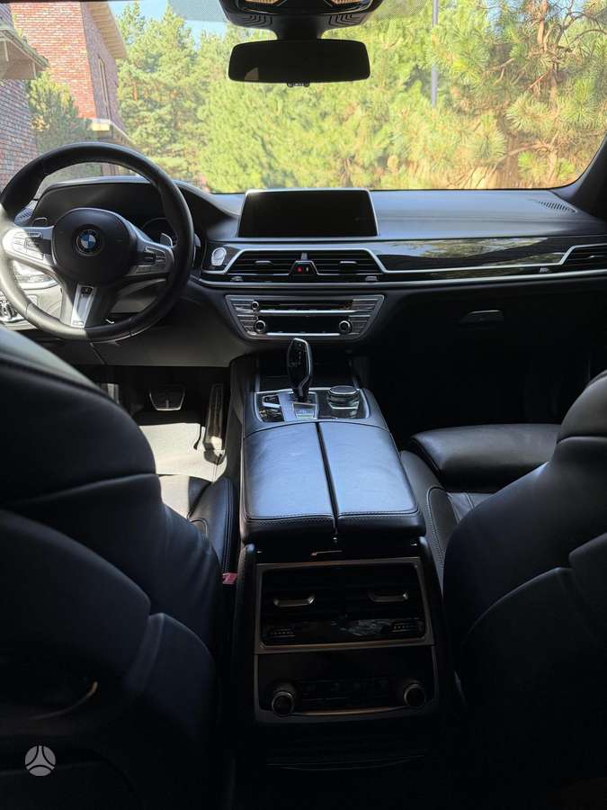 BMW 730, 3.0 l., Седан