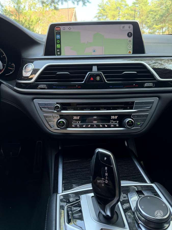 BMW 730, 3.0 l., Седан