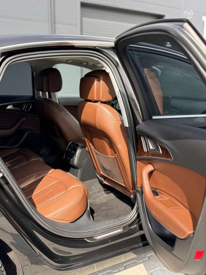 Audi A6, 3.0 l., Седан