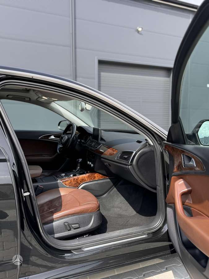 Audi A6, 3.0 l., Седан