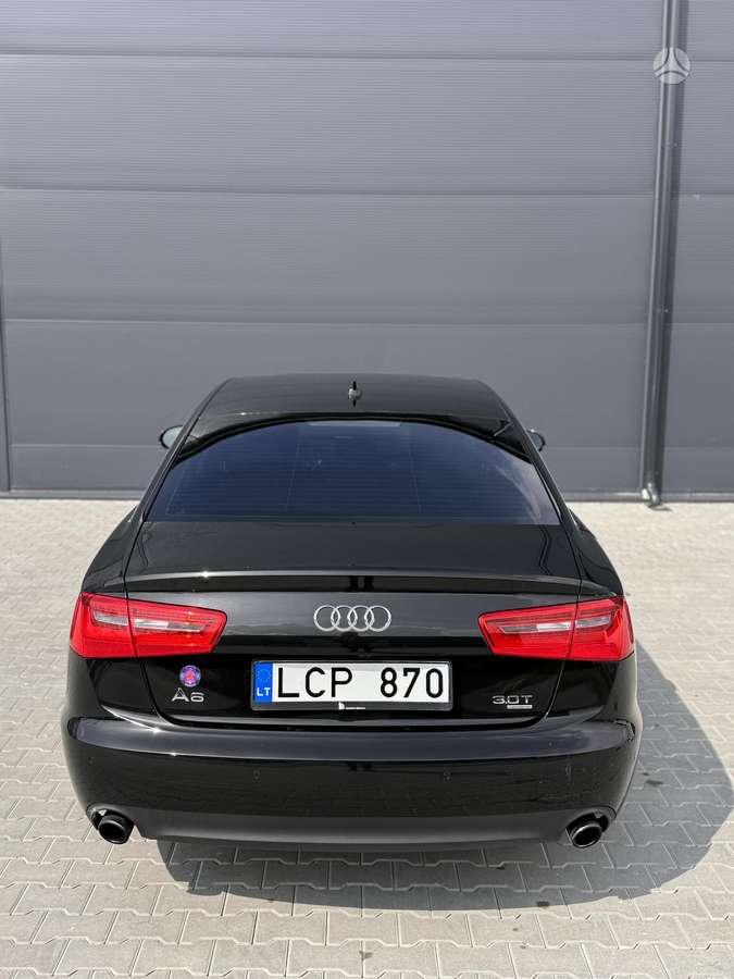 Audi A6, 3.0 l., Седан