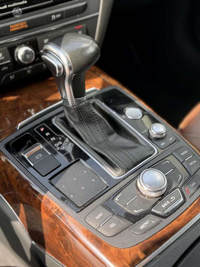 Audi A6, 3.0 l., Седан