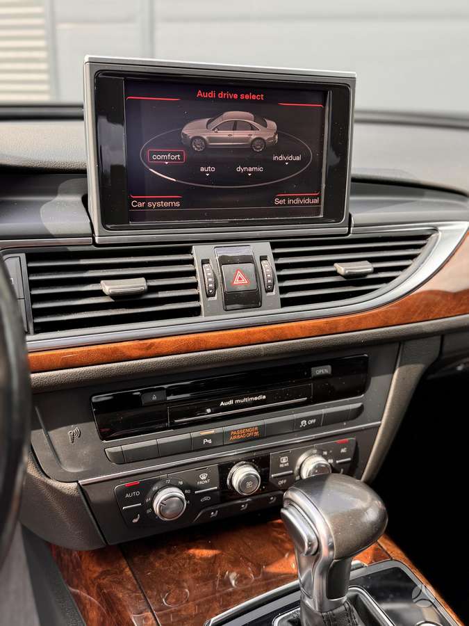 Audi A6, 3.0 l., Седан