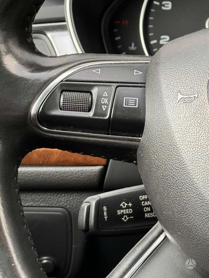Audi A6, 3.0 l., Седан