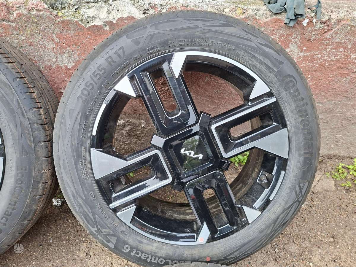 KIA Stonic ET49, light alloy, R17