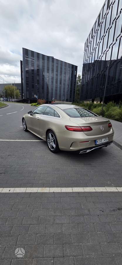 Mercedes-Benz E220, 2.0 l., Купе (coupe)