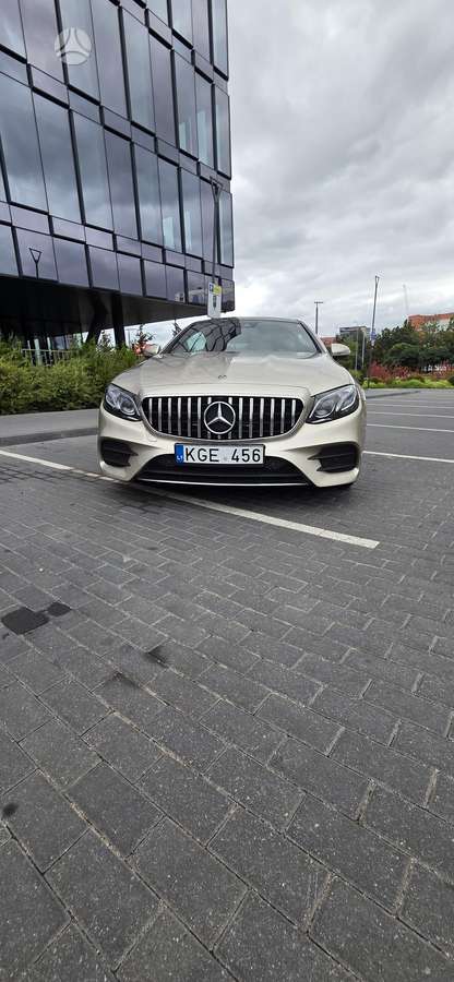 Mercedes-Benz E220, 2.0 l., Купе (coupe)