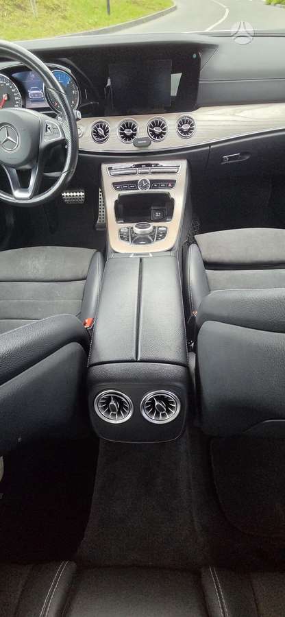 Mercedes-Benz E220, 2.0 l., coupe