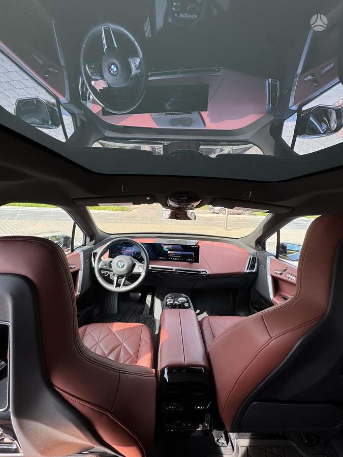 BMW iX - 3