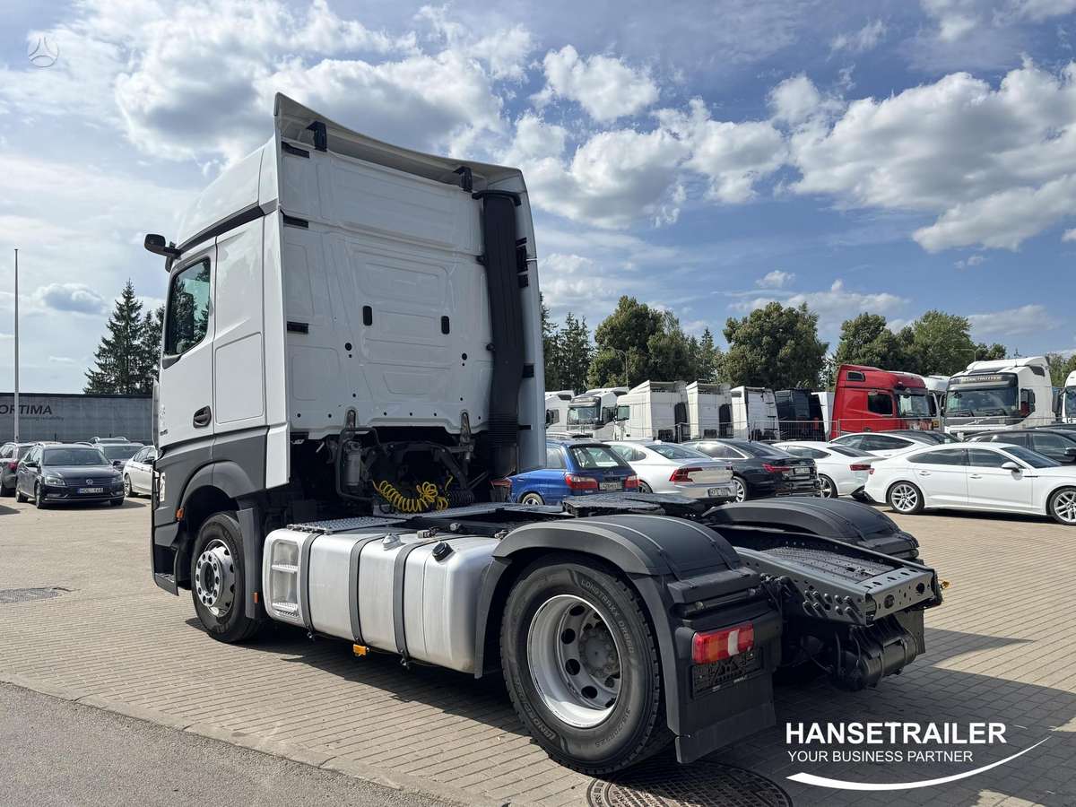 Mercedes-Benz Actros 1845 Big Space, double sleeper