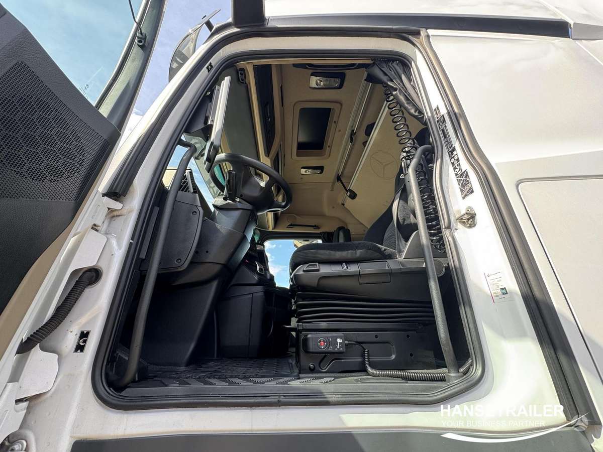 Mercedes-Benz Actros 1845 Big Space, double sleeper