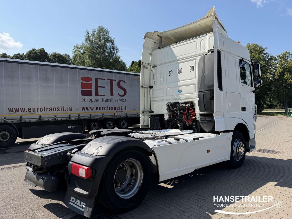 DAF XF 105.460 Retarder, double sleeper