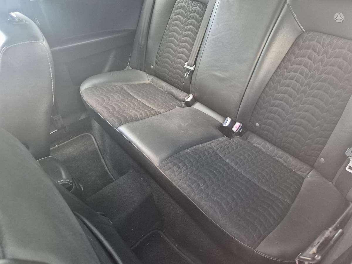 Kia Ceed, 1.6 l., hatchback