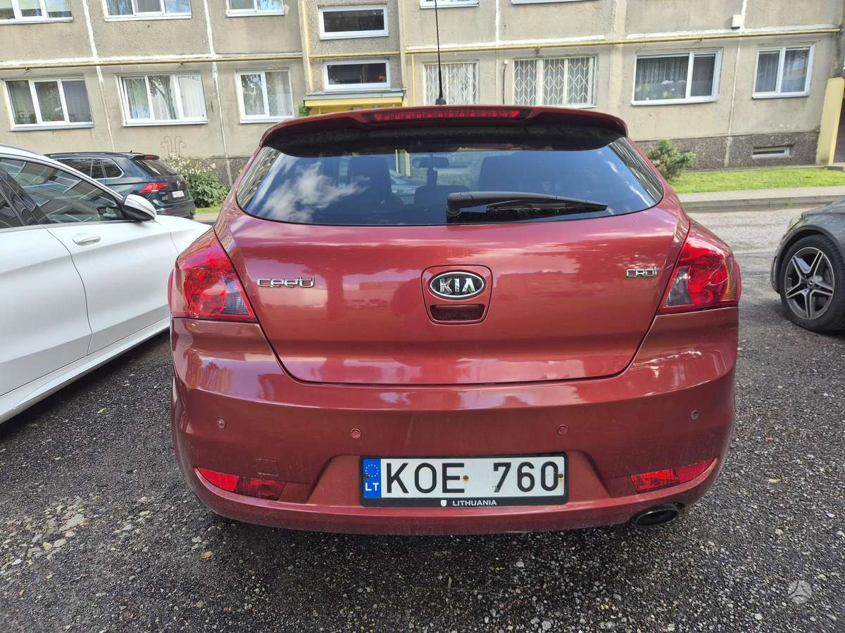 Kia Ceed, 1.6 l., hatchback