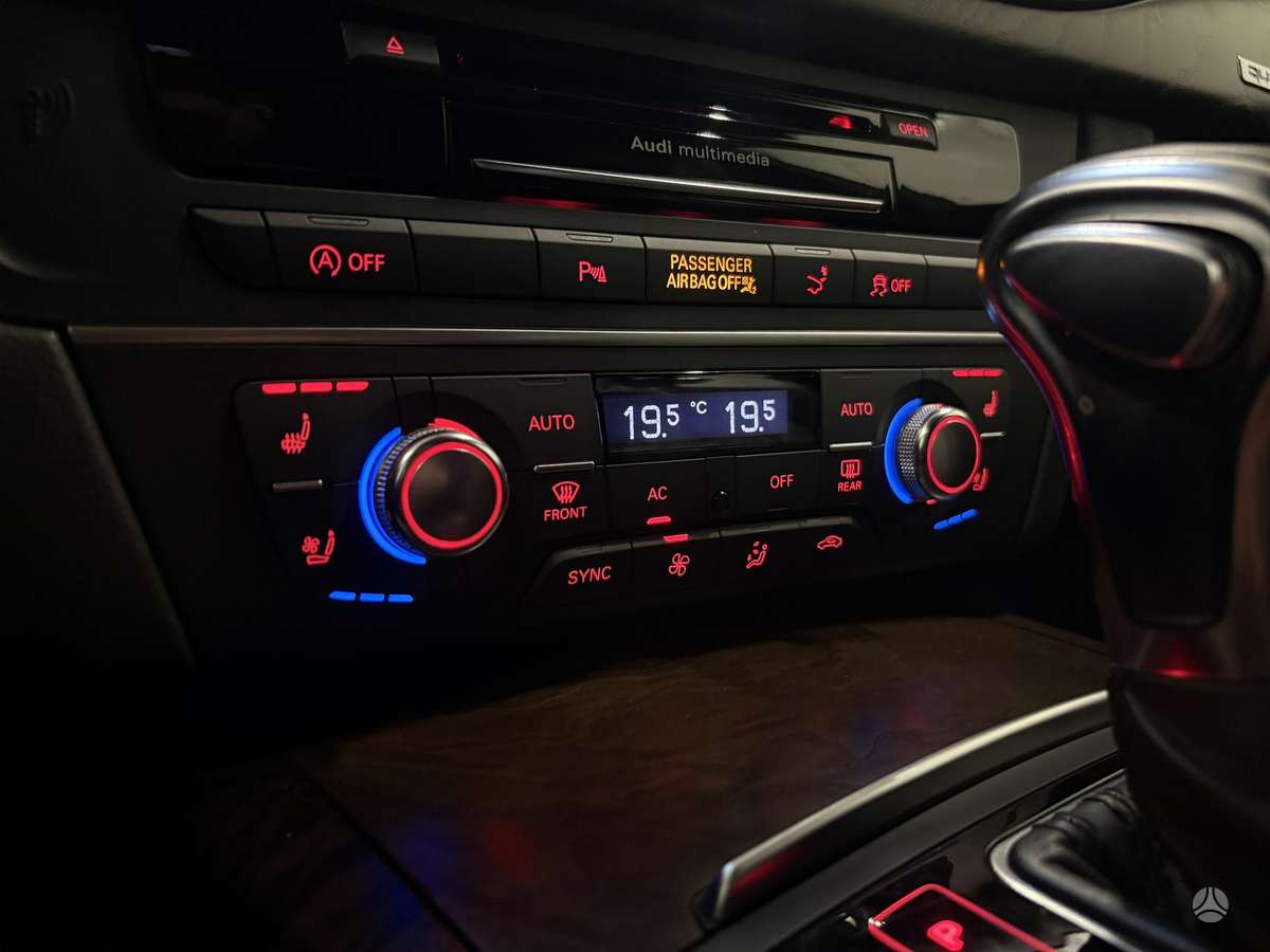 Audi A7, 3.0 l., Седан