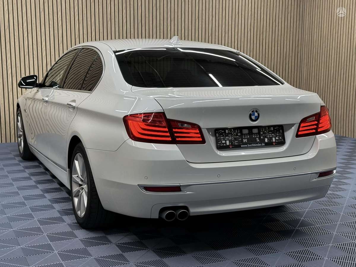 BMW 520, 2.0 l., Седан