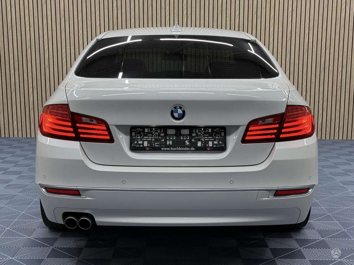 BMW 520, 2.0 l., Седан