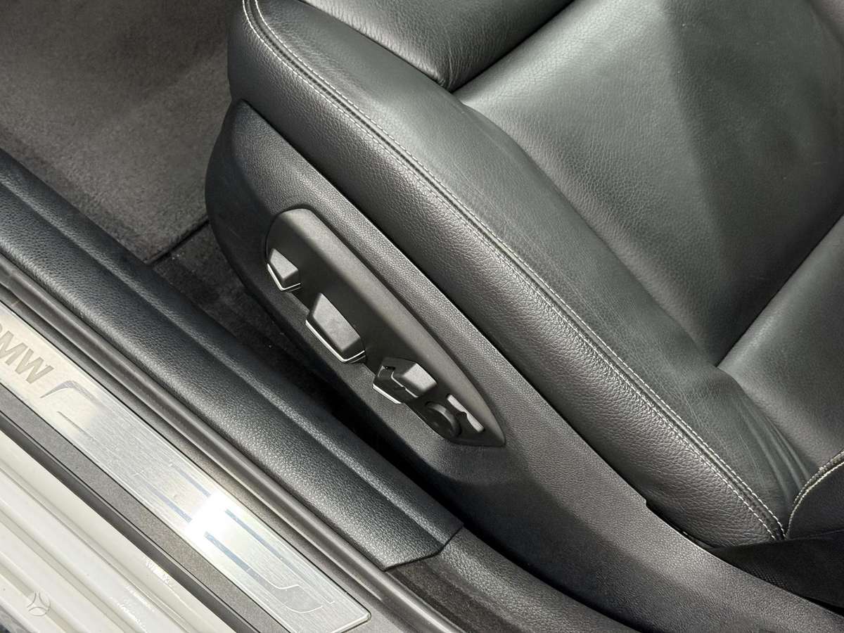 BMW 520, 2.0 l., Седан