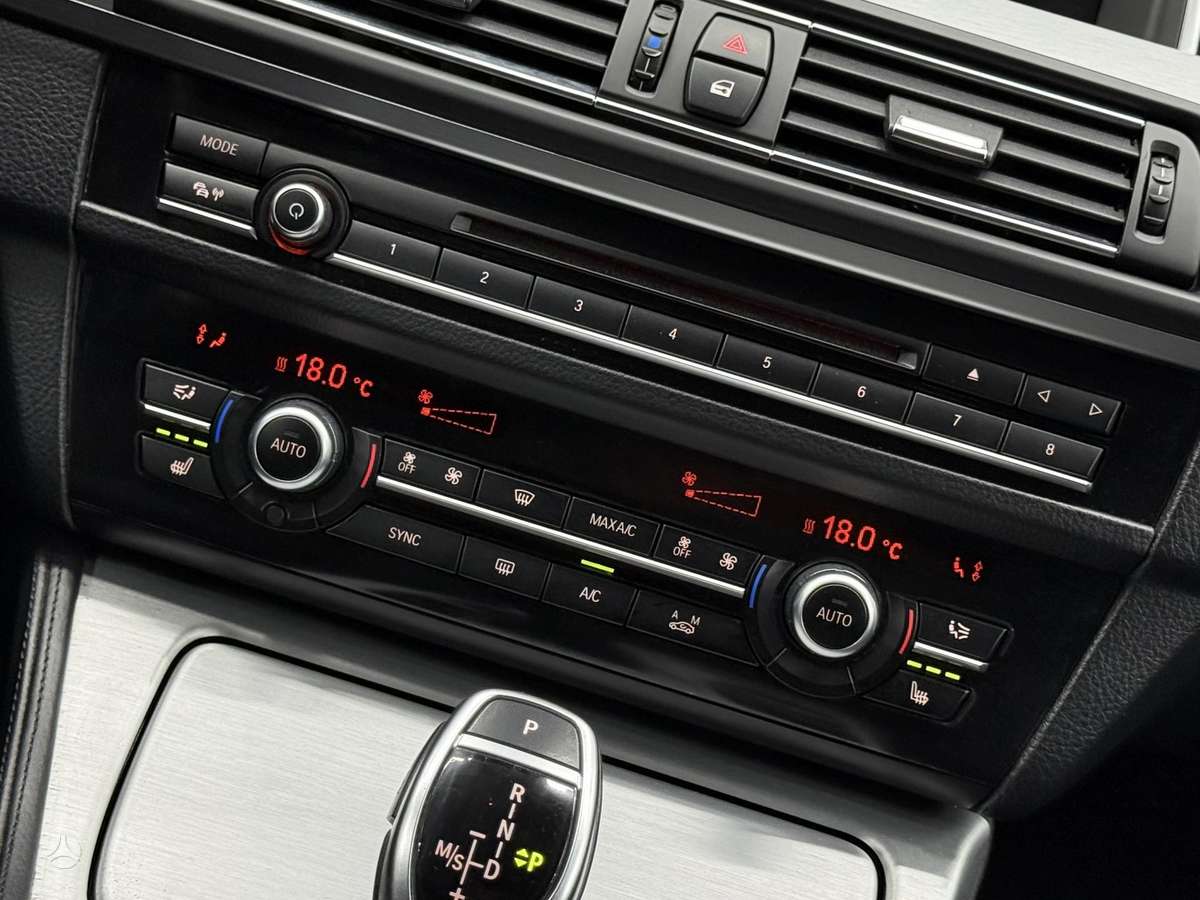 BMW 520, 2.0 l., Седан