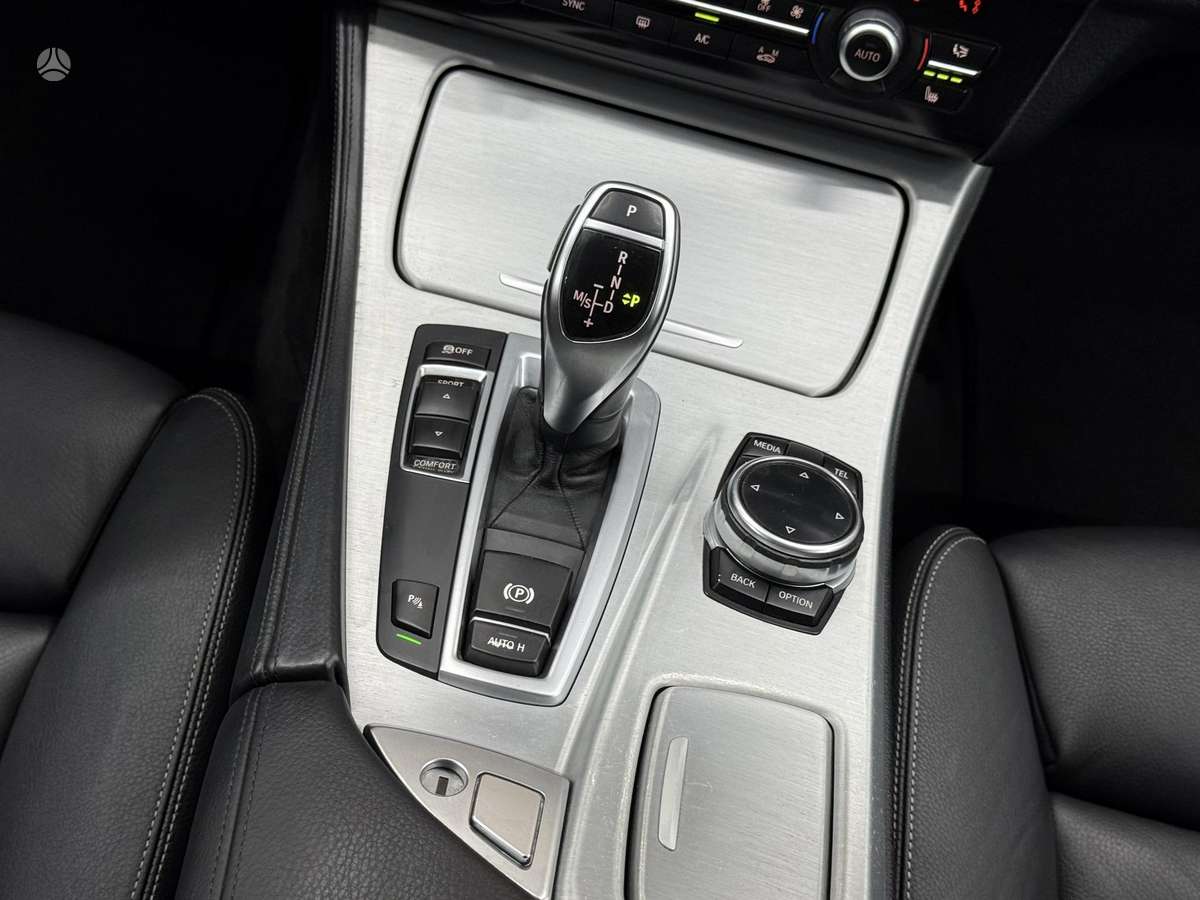BMW 520, 2.0 l., Седан