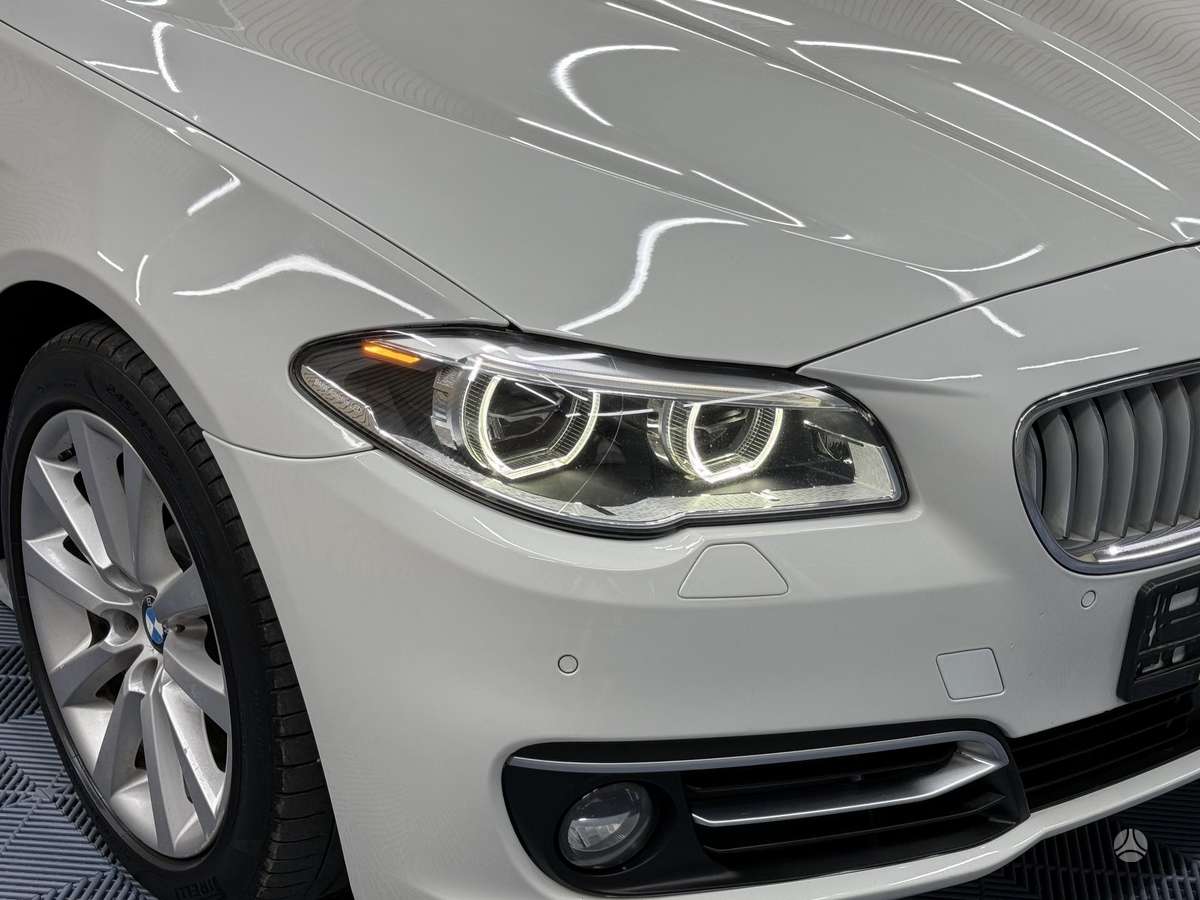 BMW 520, 2.0 l., Седан