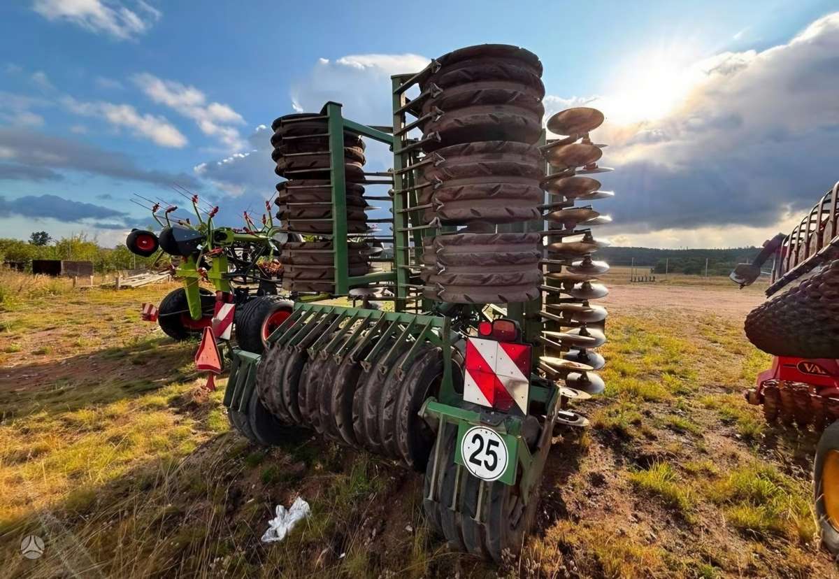 Amazone CATTROS 5500, scrapers, scrubbers