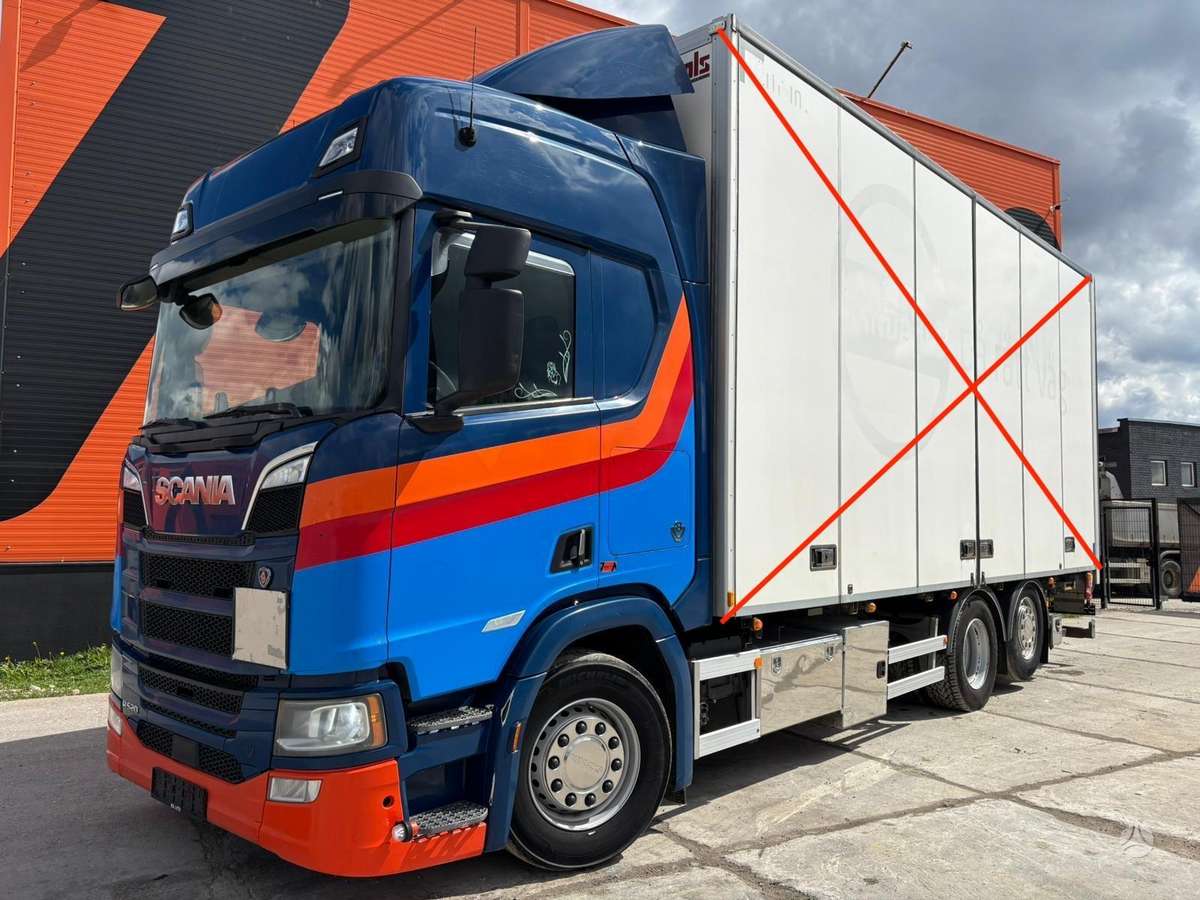 Scania R520 6x2*4, шасси