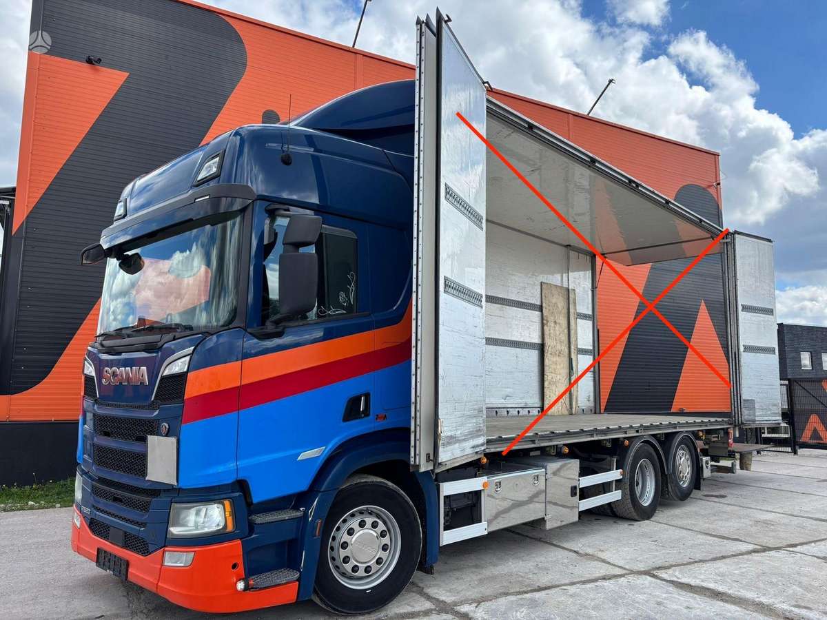 Scania R520 6x2*4, шасси