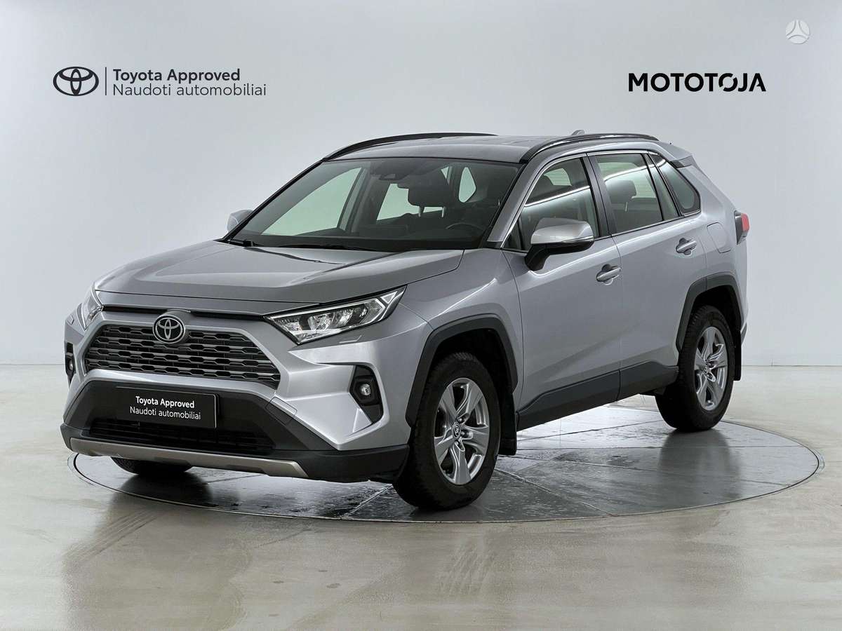 Toyota RAV4 - 1