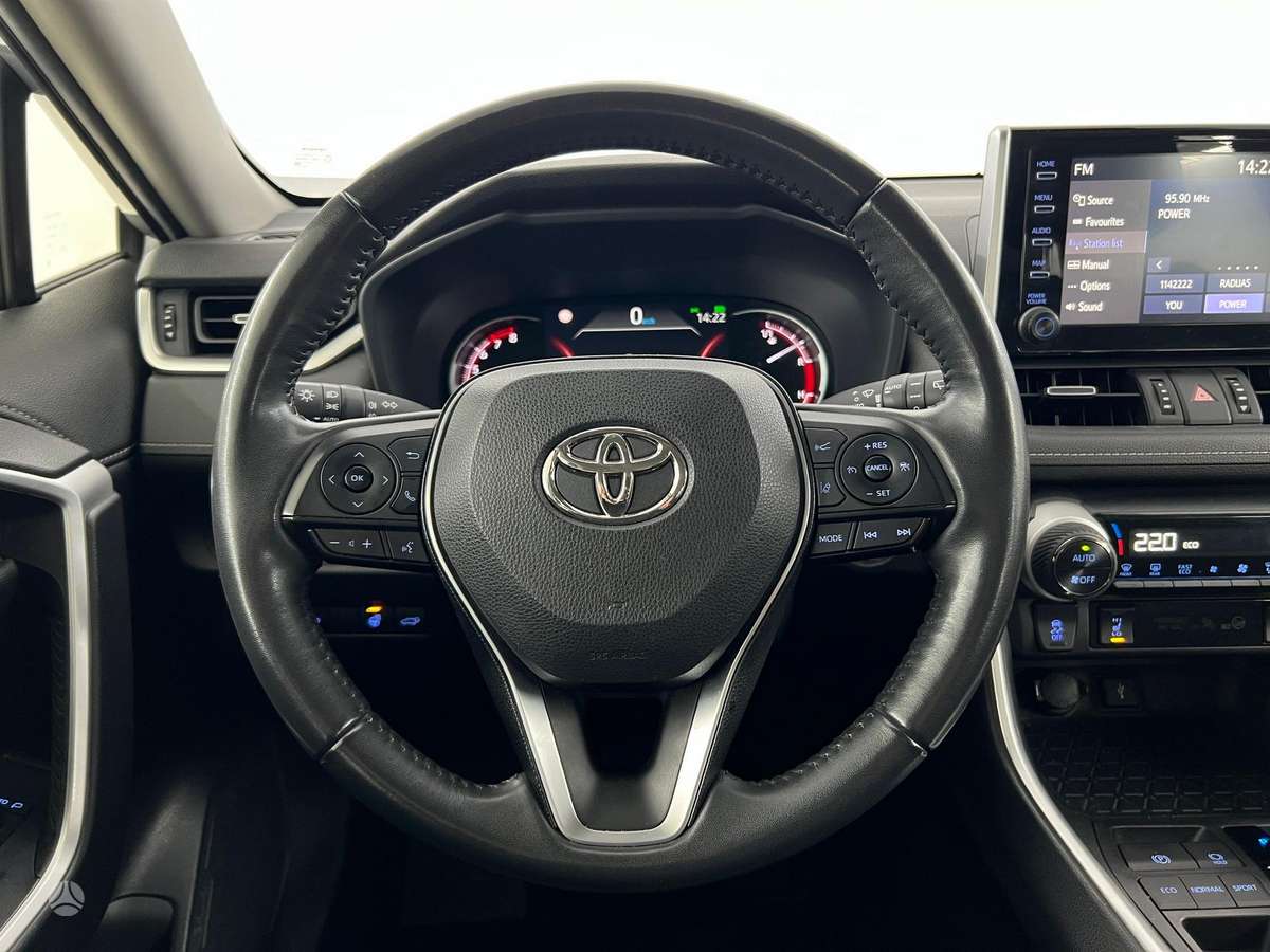 Toyota RAV4 - 12