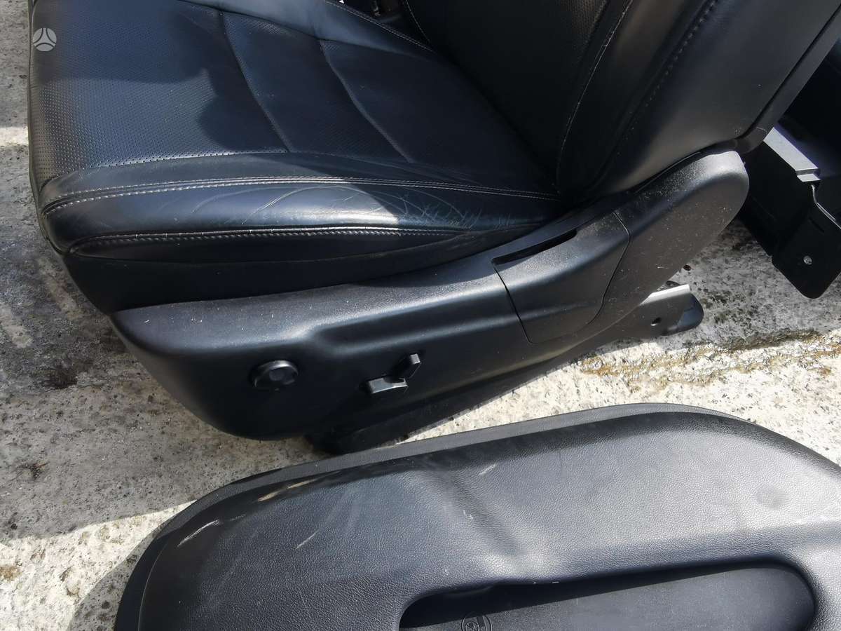 Dodge Durango sėdynės