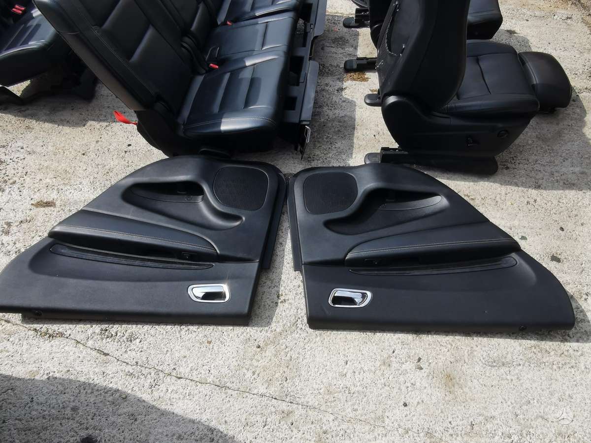 Dodge Durango seats