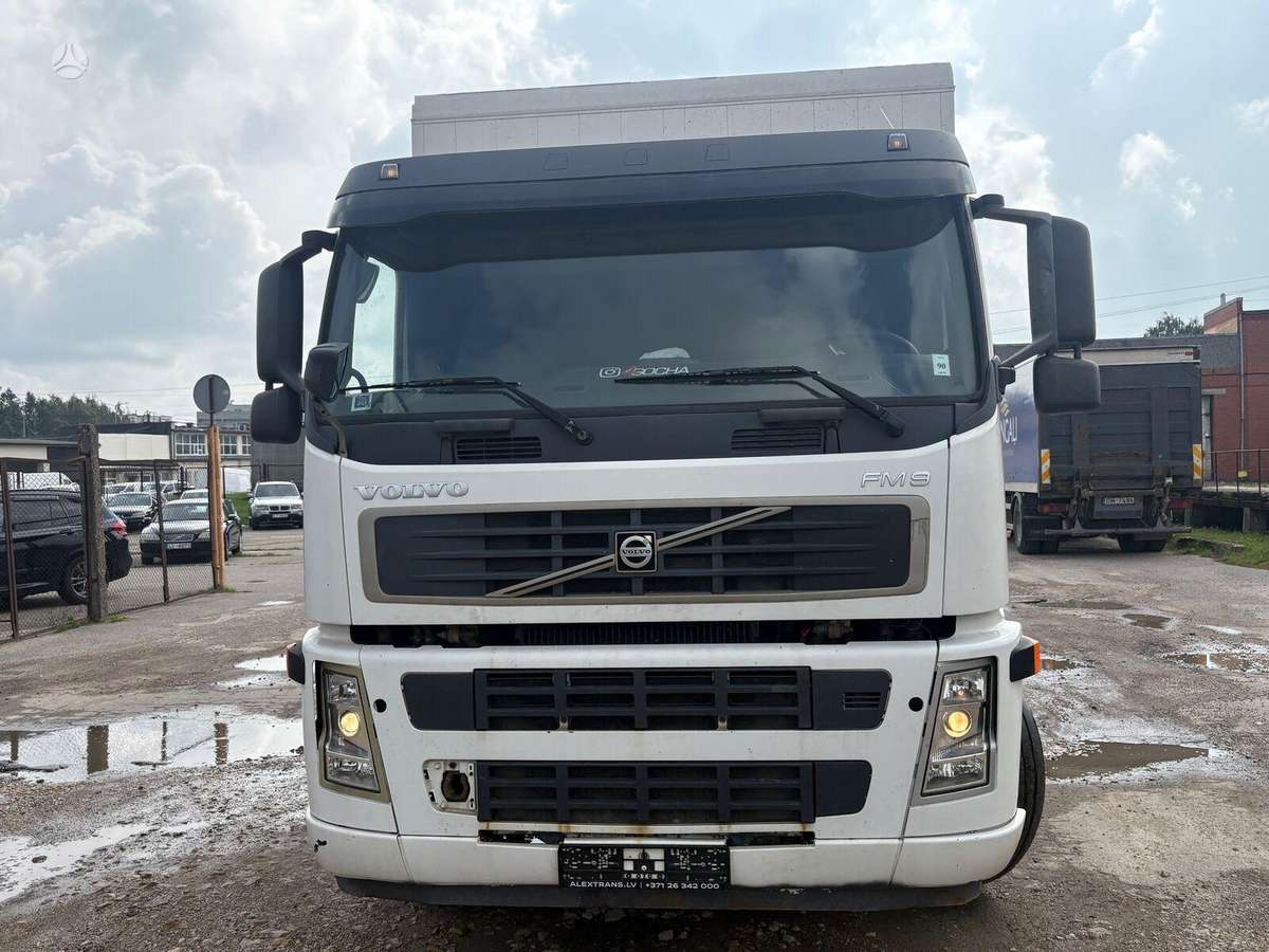 Volvo FM9, kietašoniai