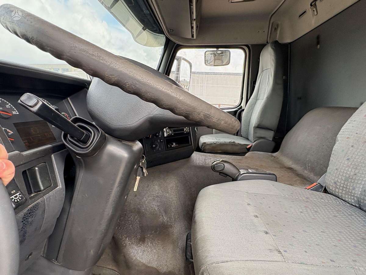 Volvo FM9, kietašoniai