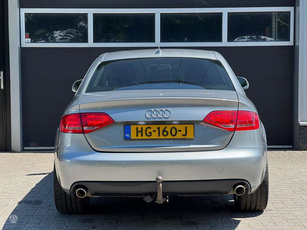 Audi A4, 2.7 l., Седан