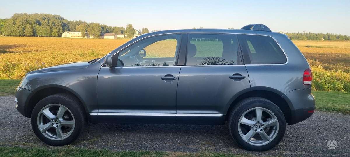 Volkswagen Touareg - 7