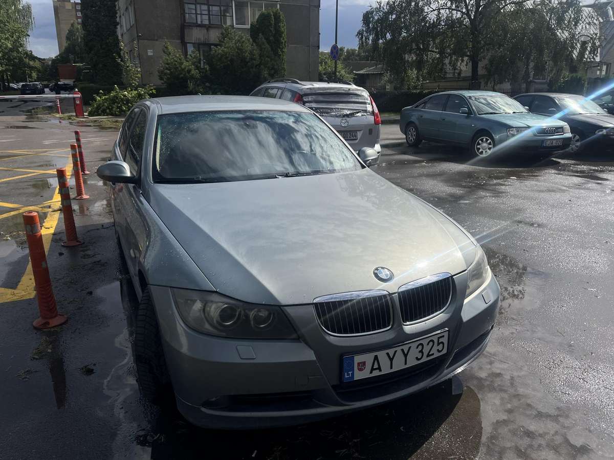 BMW 325, 2.5 l., Седан
