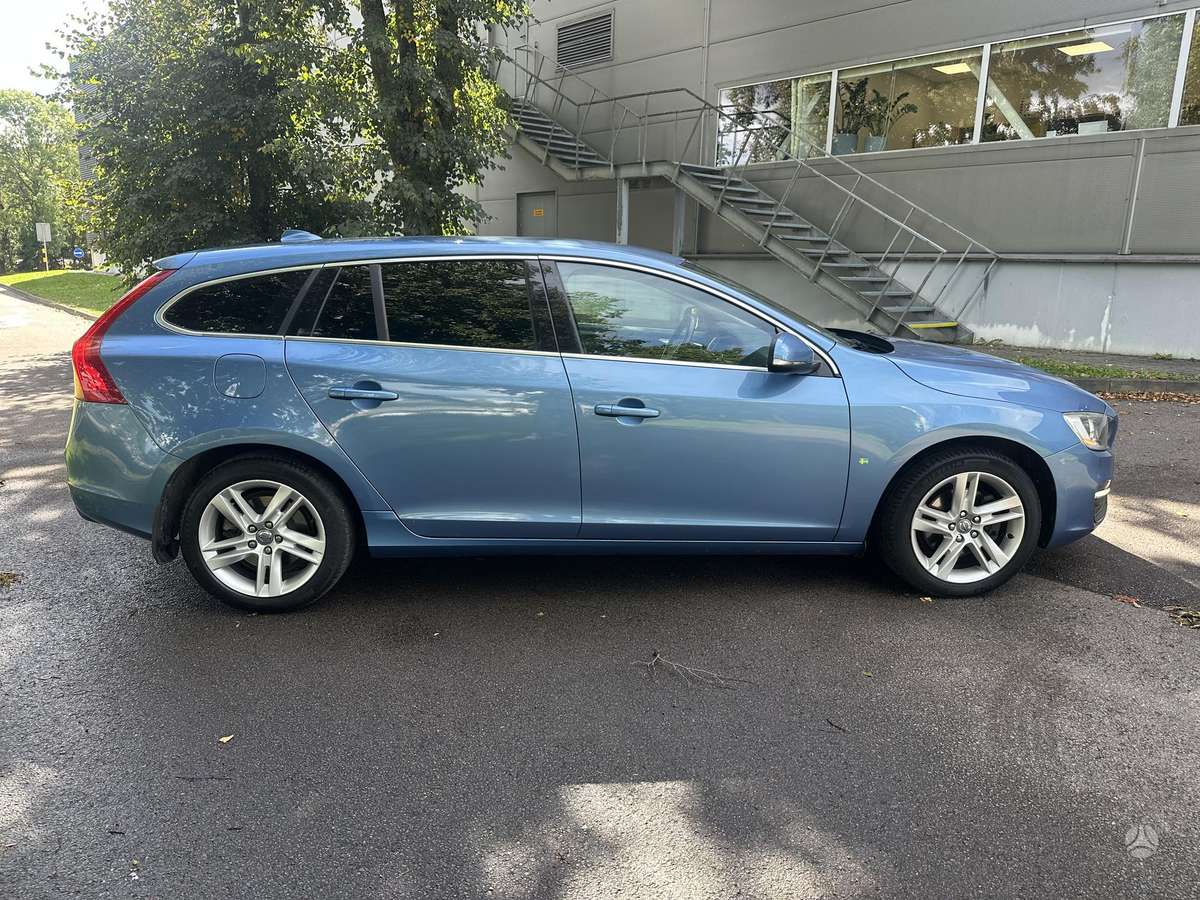Volvo V60, 2.0 l., Универсал